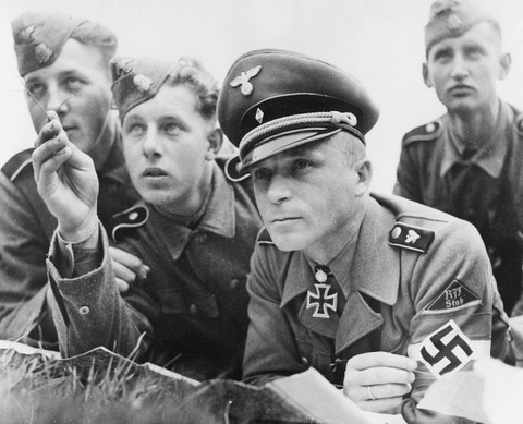 sub-buzz-6169-1477990163-1