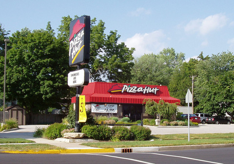 1200px-Bremen-indiana-pizza-hut