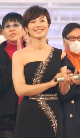 1221289l