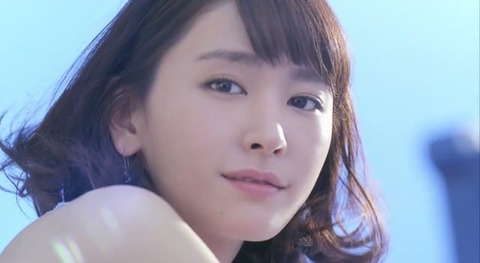 p528-yui-aragaki