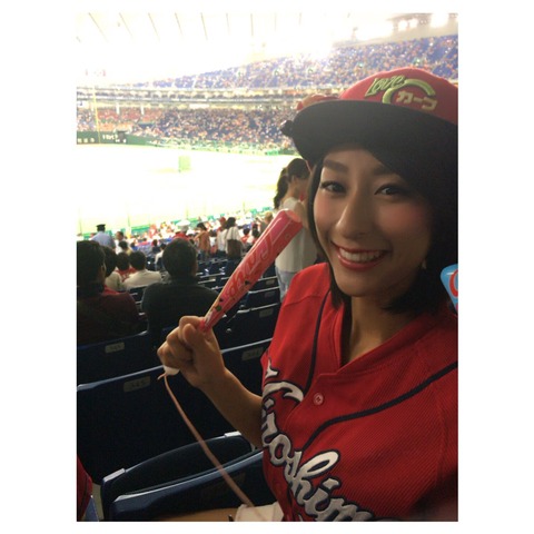 Cr_5LmKUEAEEZR2