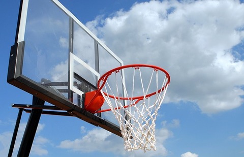 outdoor-basketball-1639860_640