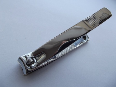 nail-clippers-106383_640