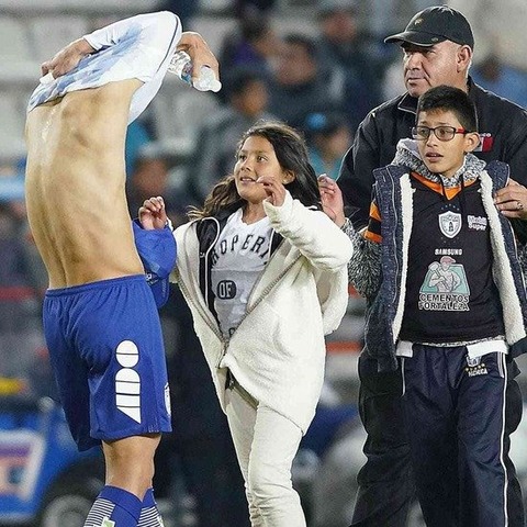 e7ab2fa9