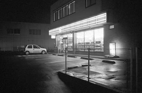 コンビニ夜勤-1024x670
