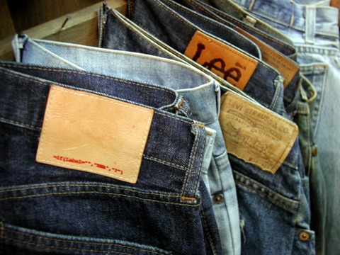 Broken_counterfeit_jeans
