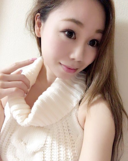 C9qfU9gUIAAwWyJ-e1494584575477