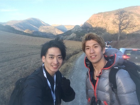 news_header_0207_ear_005