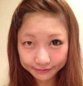 あいのり桃 半顔メイク-289x300
