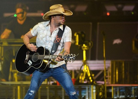 35d5f79cc00c4f3fb53f958158661725--jason-aldean-in-las-vegas