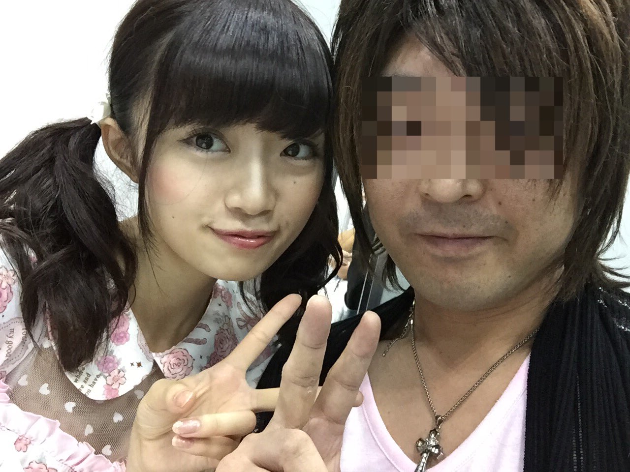 【悲報】中井りかお渡し会20分残し客ゼロ、しかもカフェ店員に完敗www 	YouTube動画>3本 ->画像>91枚 