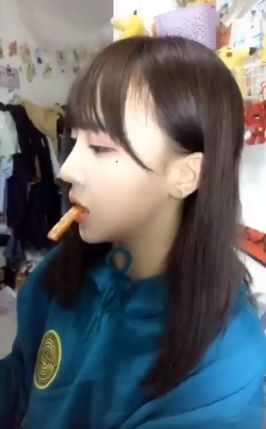 房蕾180718口袋