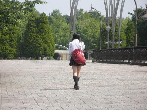 8b42763f8b70dcc8dd3d676a24b57a82