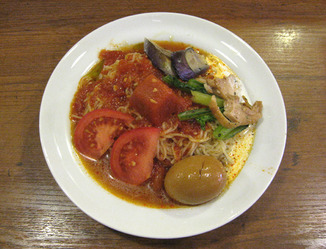 太陽のトマト麺