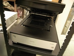 R9320906