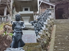 R0010223
