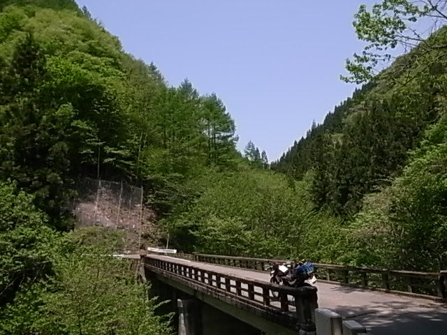R0104272