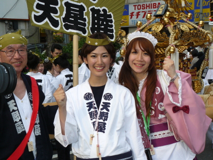 祭りで Akiba Smile 秋葉原案内所 アキバガイドblog