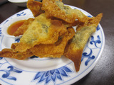 揚げワンタン。
