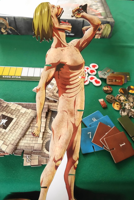 進撃の巨人ボードゲームの巨人フィギュア