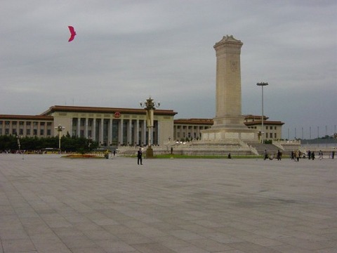 WPPeoplesHerosMonument