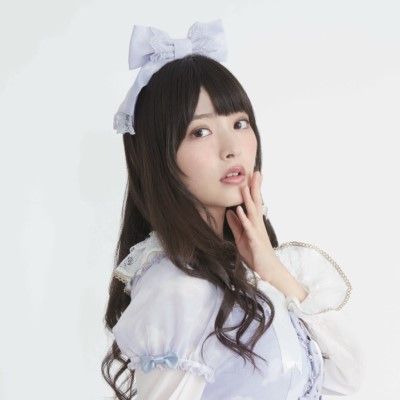 上坂すみれ