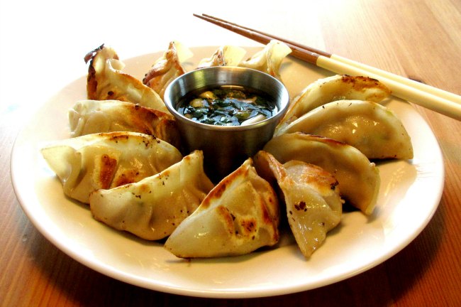 How-to-make-Pan-Fried-Chinese-Pork-Dumpling