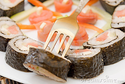 sushi-fork-22100095