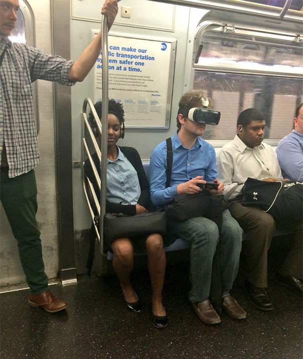 funny-people-on-subway-53-5b332d0fc6cb4__605