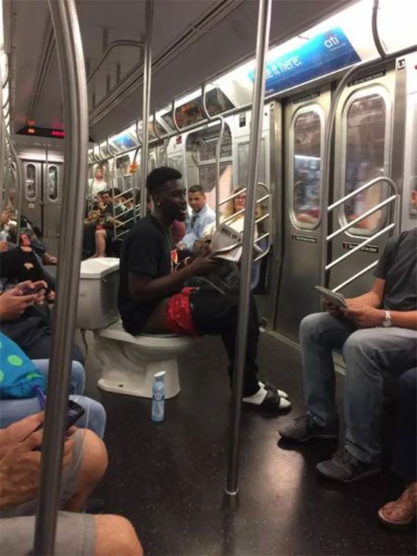 funny-people-on-subway-21-5b2b6058b60e0__605