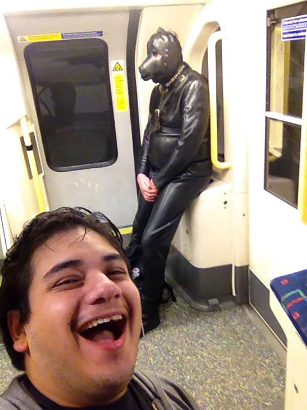 funny-people-on-subway-36-5b30aaa161b8e__605