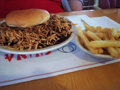 Fall_River's_Famous_Chow_Mein_Sandwich (1)