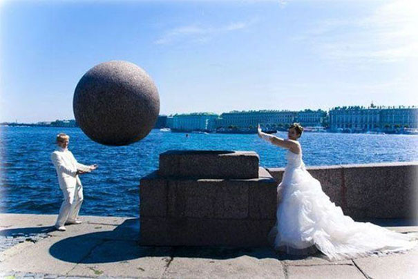 funny-weird-russian-wedding-photos-168-5ac4b59131a83__605