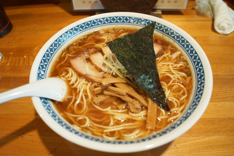 チャーシュー麺魚介大盛