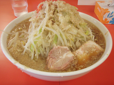 ラーメン(特)ニンニクアブラ多め