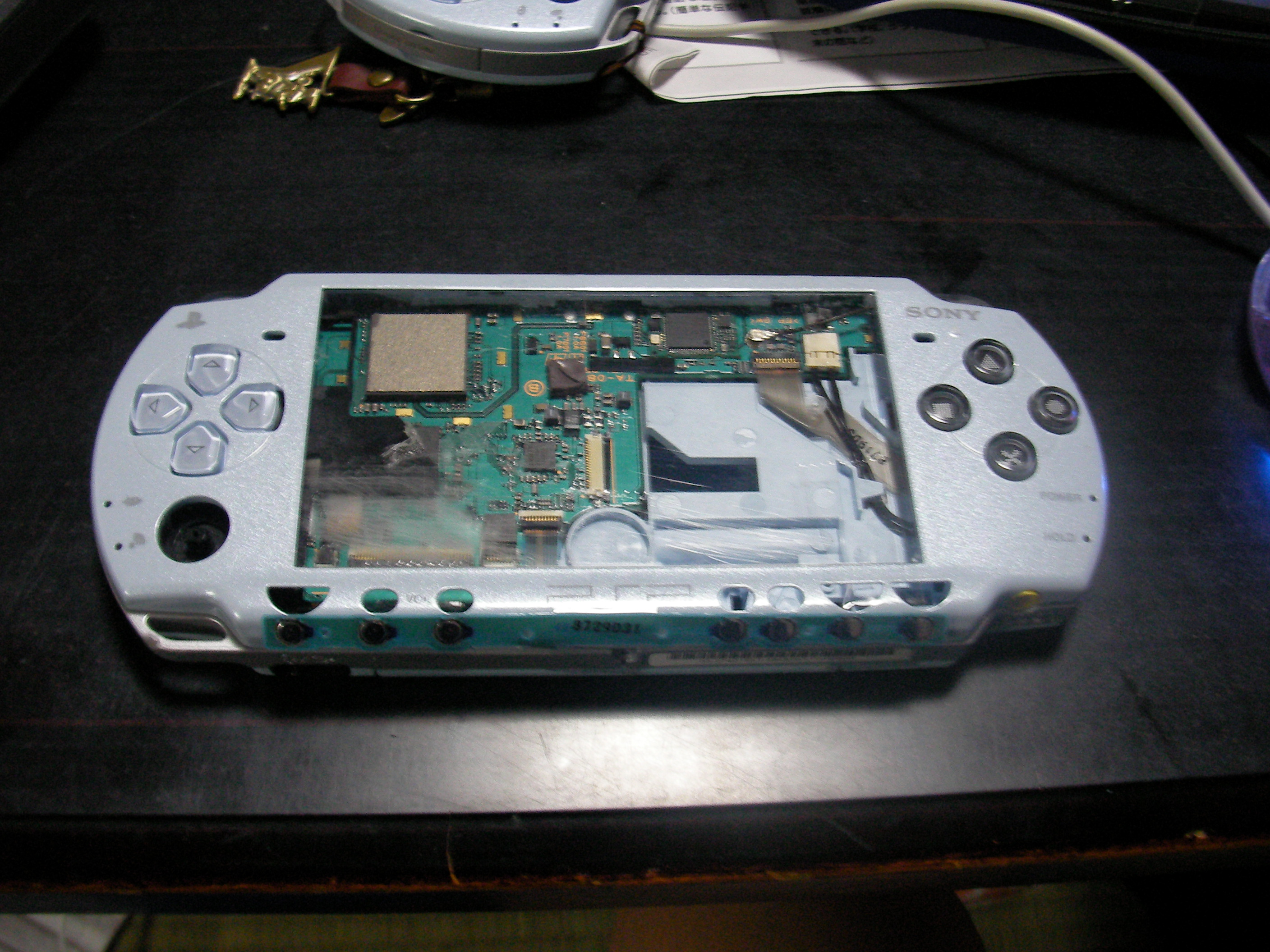 PSP改造魔 psp 液晶なしで動かす