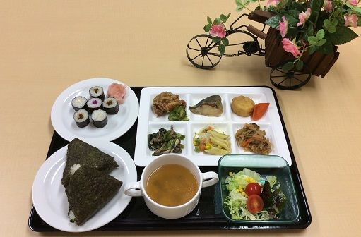 昼食