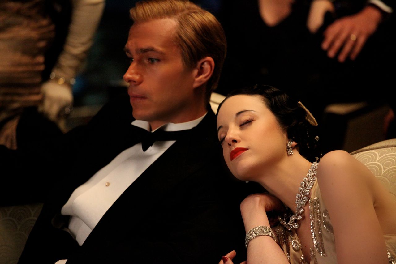 マドンナ アビー・コーニッシュ アンドレア・ライズボロー ジェームズ・ダーシー オスカー・アイザック リチャード・コイル クロックワークス W.E. ウォリスとエドワード 英国王冠をかけた恋