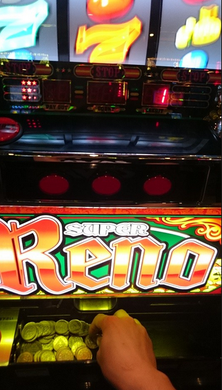 008998