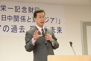 news08-1203v1