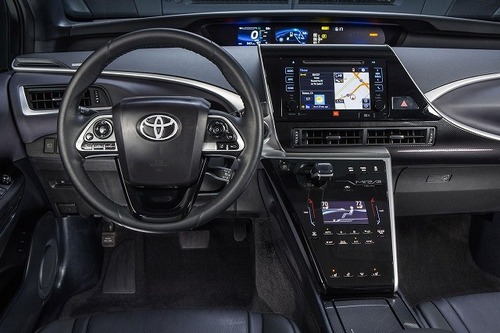 2016-toyota-mirai-press-28-1500x1000_s