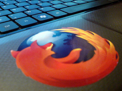 firefox-logo-on-laptop(2)