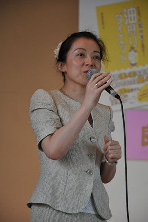 伊達友美先生