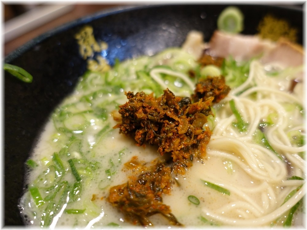 博多風龍大宮東口駅前店 半熟玉子&ねぎラーメンに辛子高菜