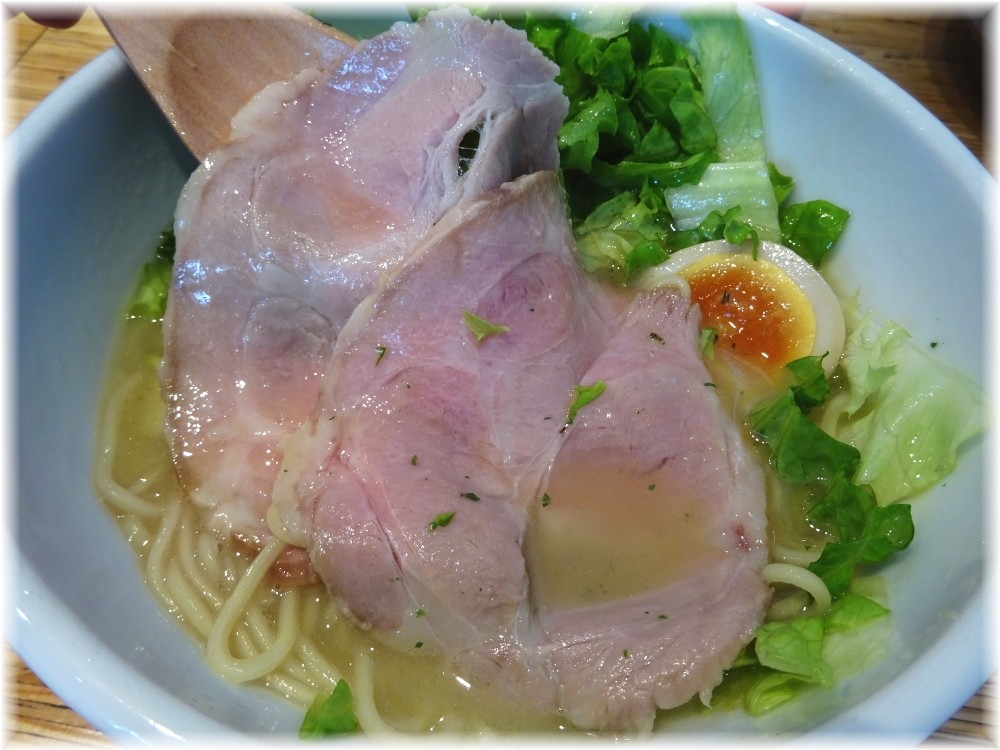 NOODLE STOCK 鶴おか 特製鶏ソバのチャーシュー