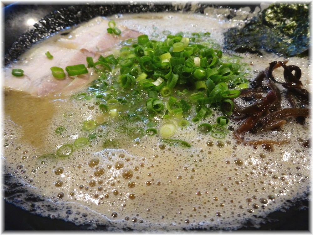 博多一瑞亭三田店2 ラーメンのスープ