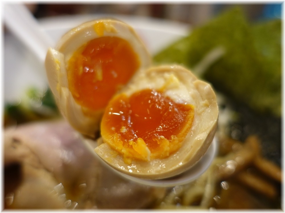 魁花 魁花らーめんZの味玉
