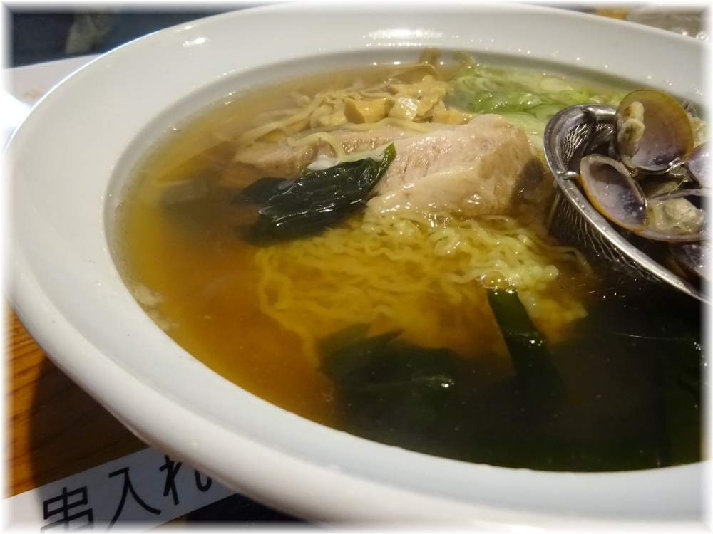 串とろ しじみラーメンの具