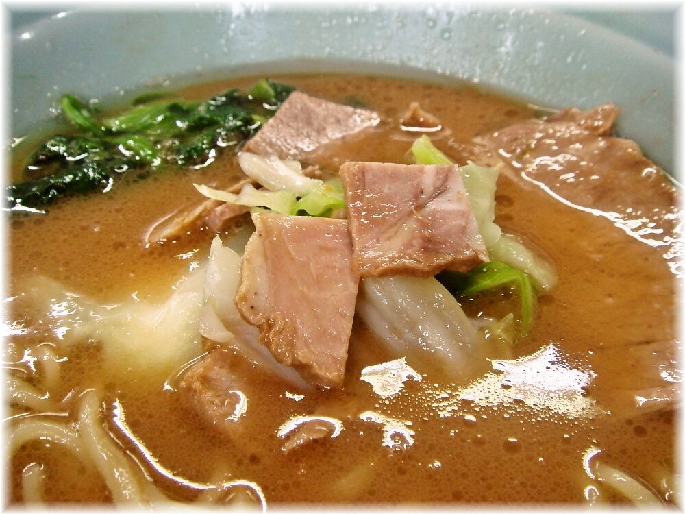 横浜らーめん武蔵家 キャベチャーをラーメンにIN