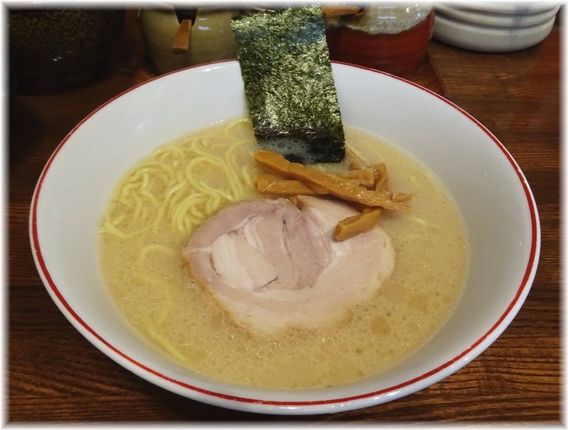 百歩ラーメン 百歩ラーメン